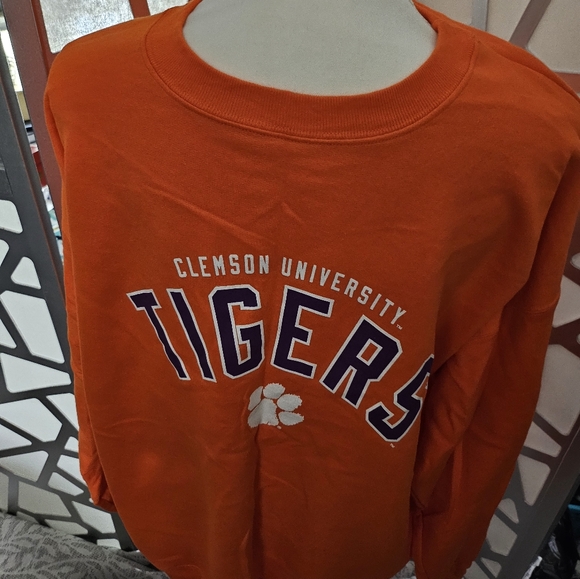 Clemson Tigers - Picture 3 of 3